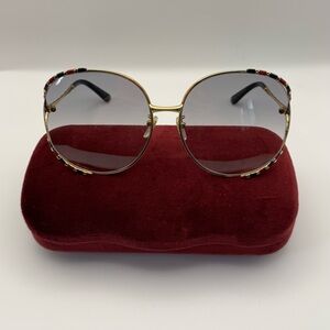 Vintage Gucci GG0595S Oversized Gold Aviator Sunglasses | Made in Japan
